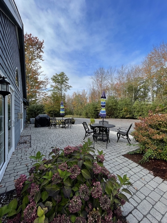 7 Stevens Court, Unit 7 Atkinson, NH 03811 - Photo 36 of 42 Gallery Image 36