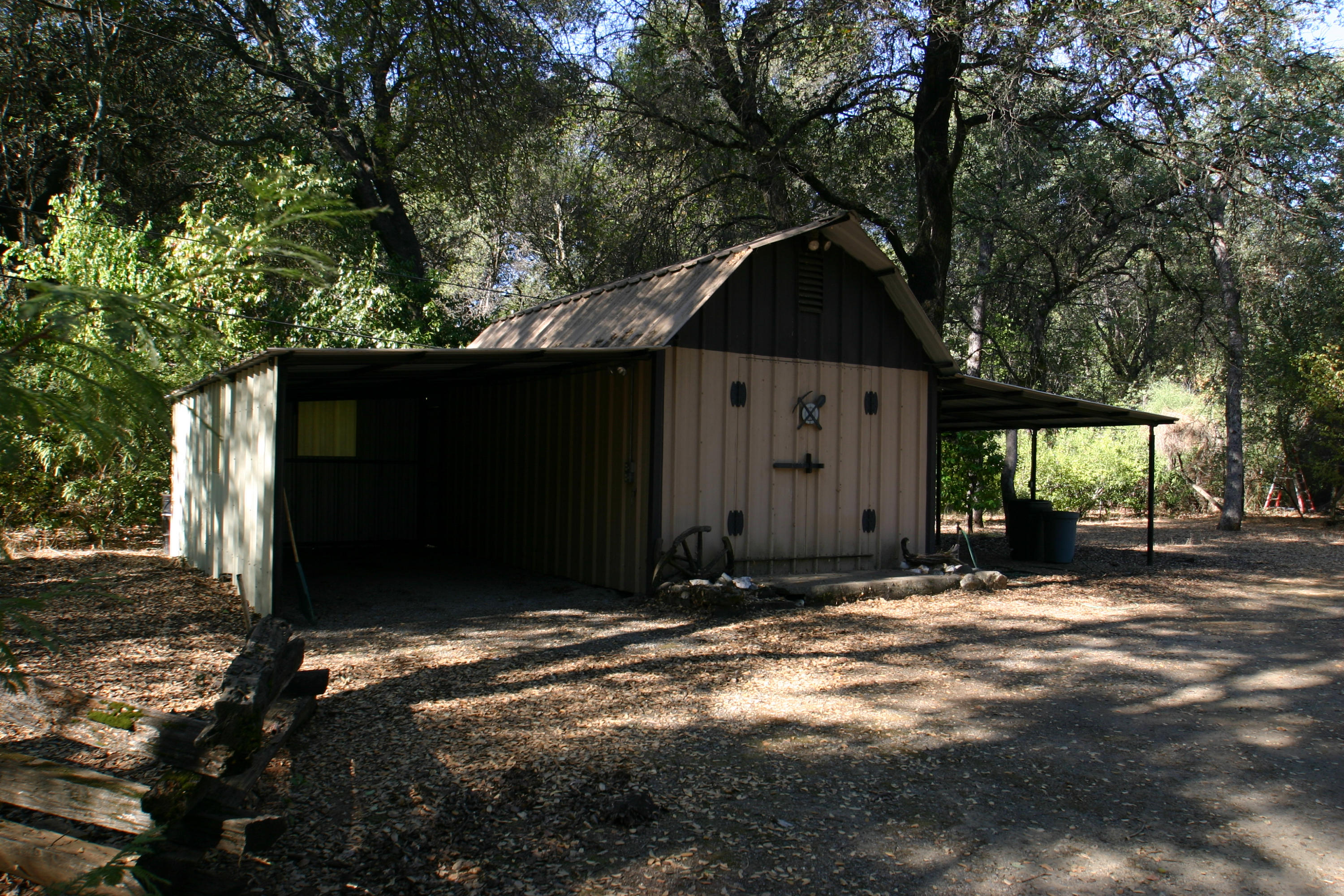 8470 Ranchette Drive Redding, CA 96001 - Photo 23 of 26 Shop