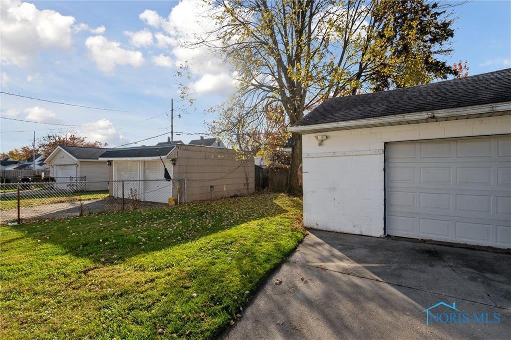 807 Waybridge Road Toledo, OH 43612 - Photo 32 of 32 Gallery Image 32