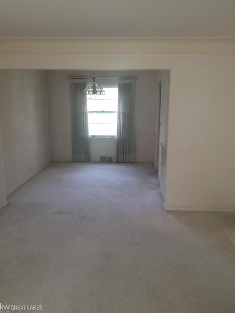 377 Moross Road Grosse Pointe Farms, MI 48236 - Photo 3 of 11