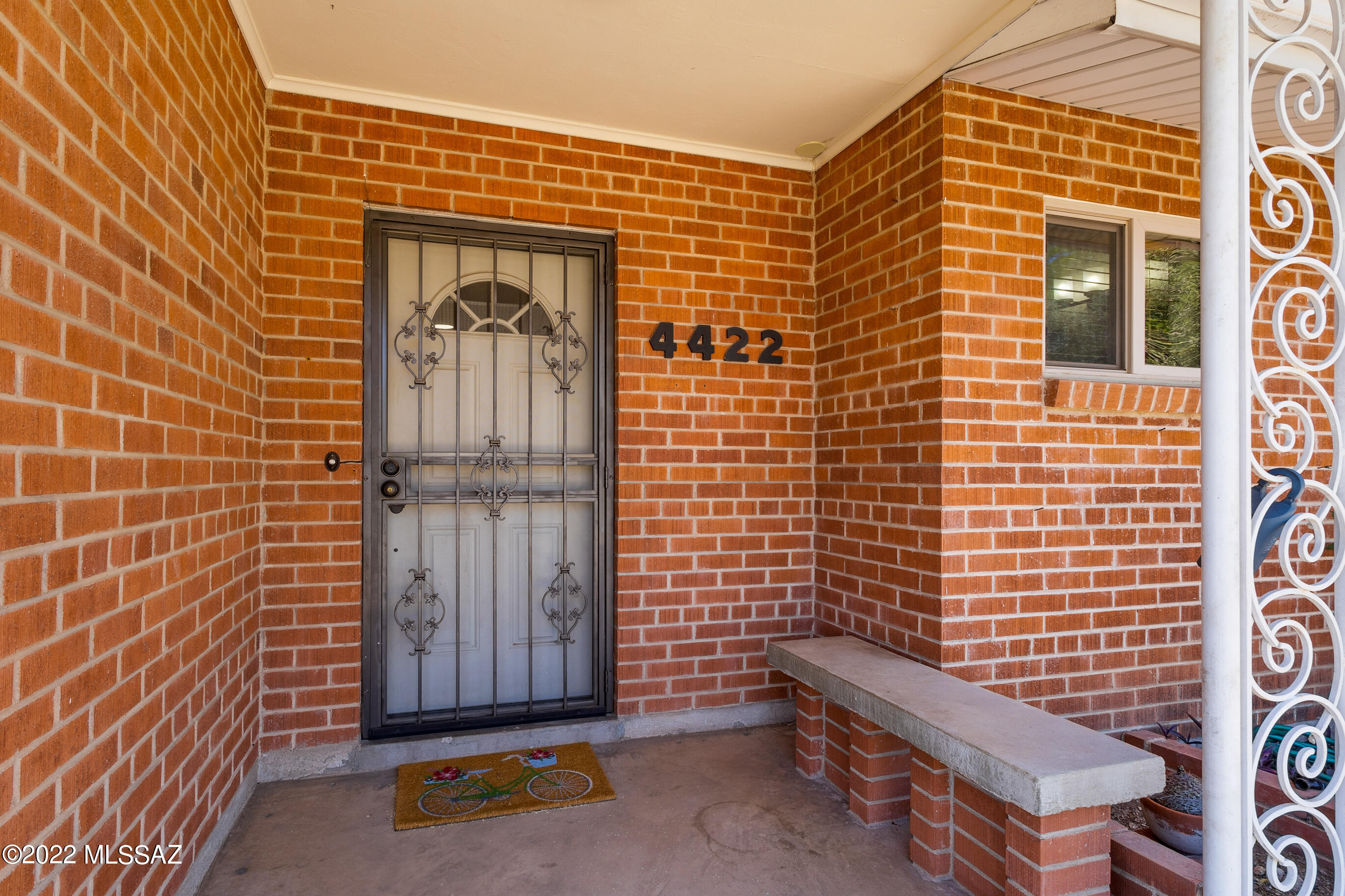 4422 East Bryn Mawr Road Tucson, AZ 85711 - Photo 3 of 31