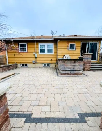 $215,000 | 3251 Dartmouth Drive, Rockford, IL 61108