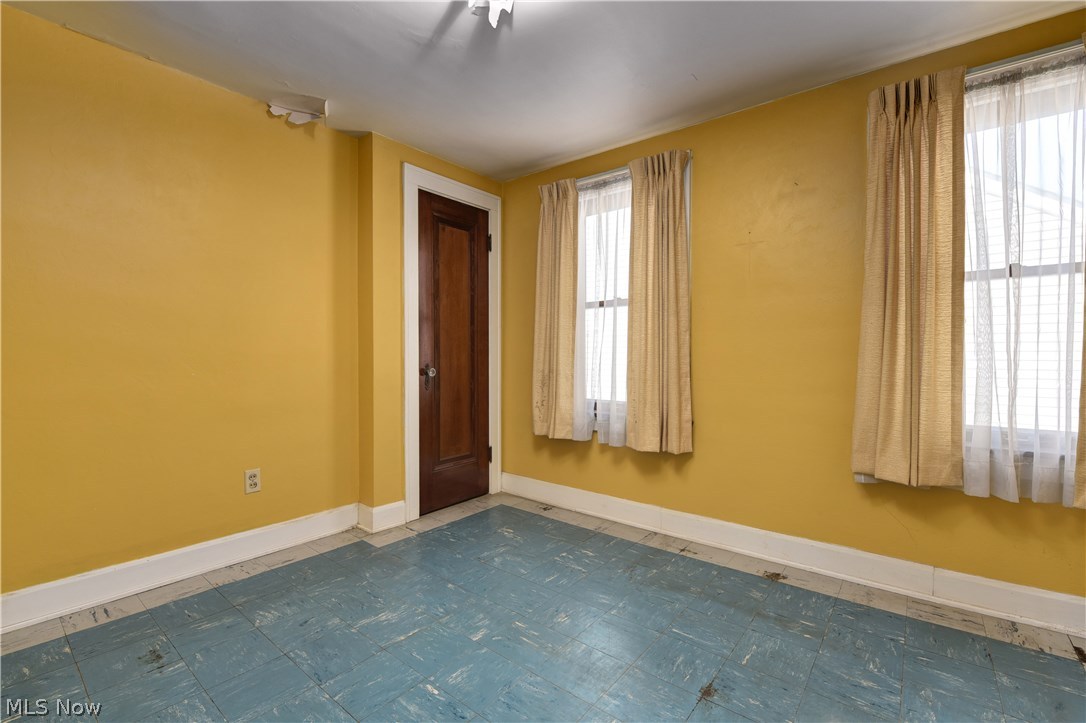 7475 Spring Garden Road Cleveland, OH 44129 - Photo 22 of 25