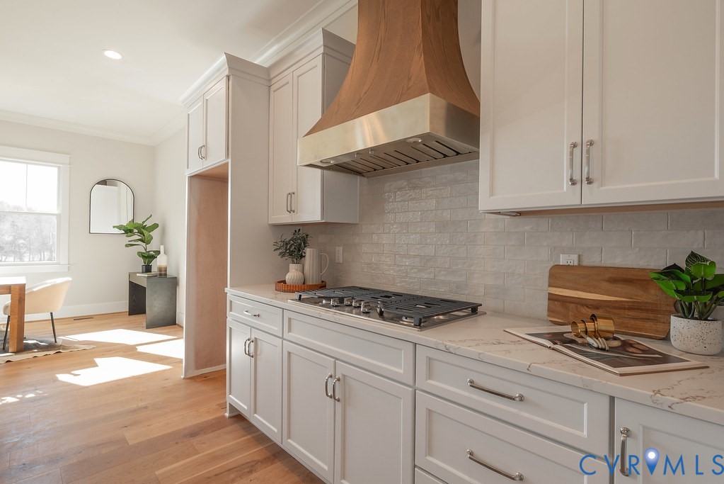 2110 Manakin Road Manakin-Sabot, VA 23103 - Photo 23 of 50 Kitchen with 5 burner gas cooktop, custom range ho