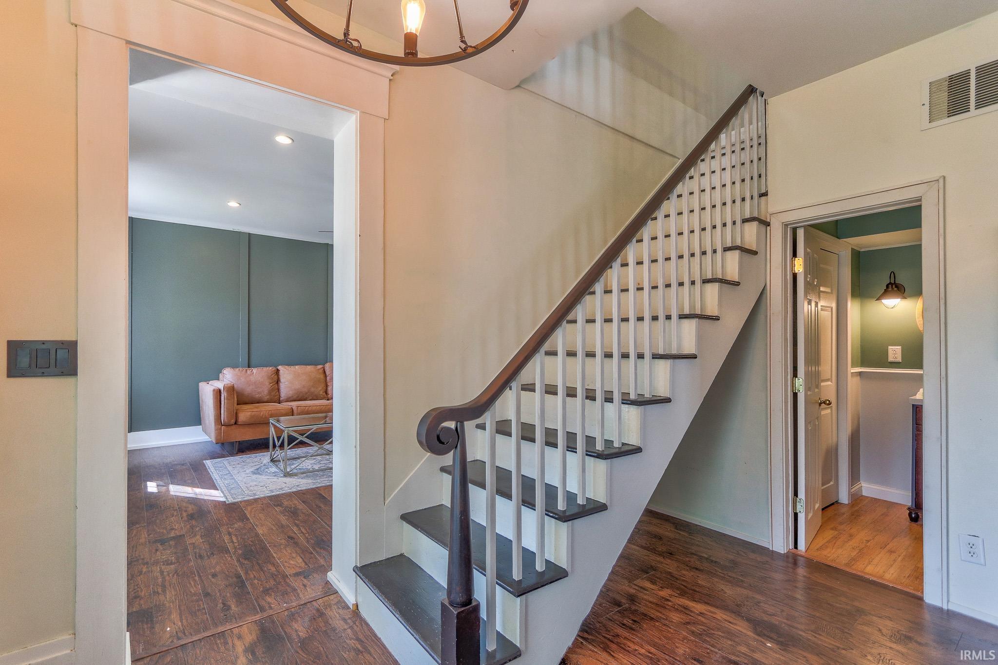 4366 Lenn Road Newburgh, IN 47630 - Photo 3 of 36 Gallery Image 3