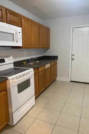 $1,300 | 1315 California Street, Tallahassee, FL 32304