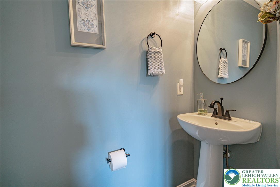 8592 Cascade Road Breinigsville, PA 18031 - Photo 24 of 53 Gallery Image 24