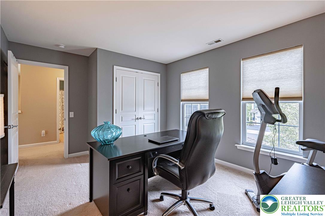 8592 Cascade Road Breinigsville, PA 18031 - Photo 35 of 53 Gallery Image 35