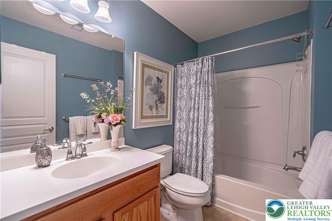 8592 Cascade Road Breinigsville, PA 18031 - Photo 36 of 53 Gallery Image 36