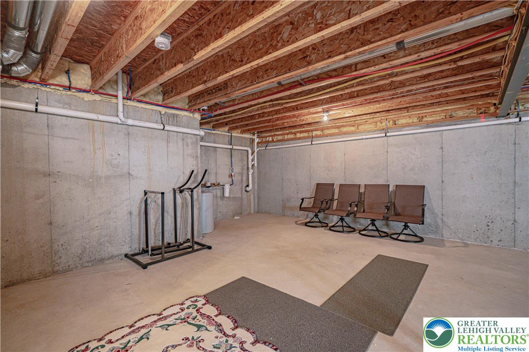 8592 Cascade Road Breinigsville, PA 18031 - Photo 47 of 53 Gallery Image 47
