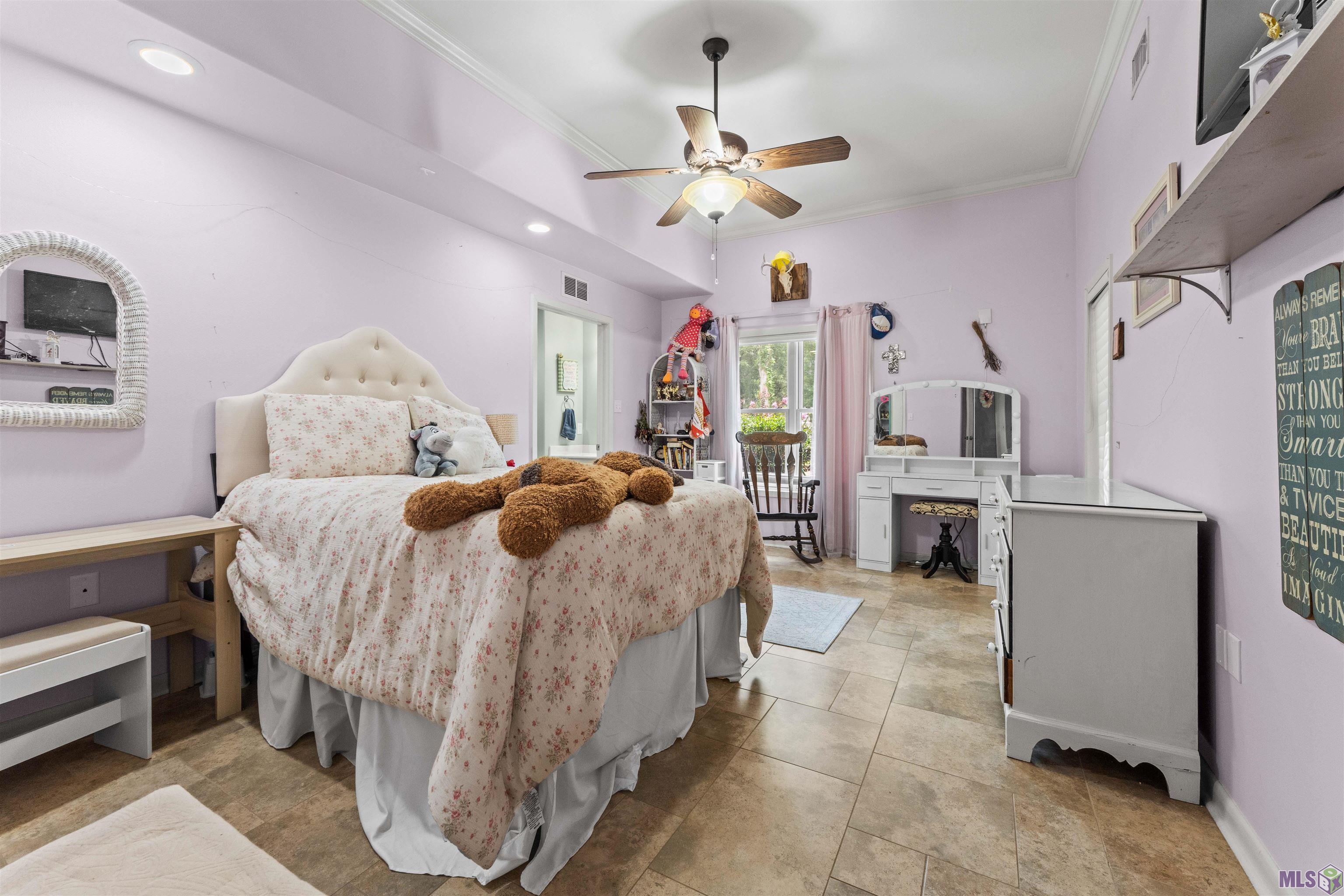 8733 Island Road St. Francisville, LA 70775 - Photo 9 of 35 Bedroom