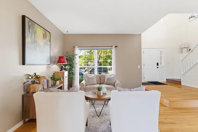 $449,900 | 2526 Acorn Drive, Round Lake Beach, IL 60073