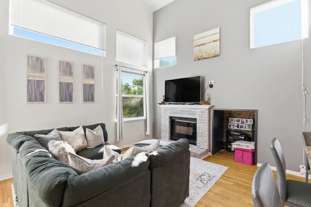 $449,900 | 2526 Acorn Drive, Round Lake Beach, IL 60073