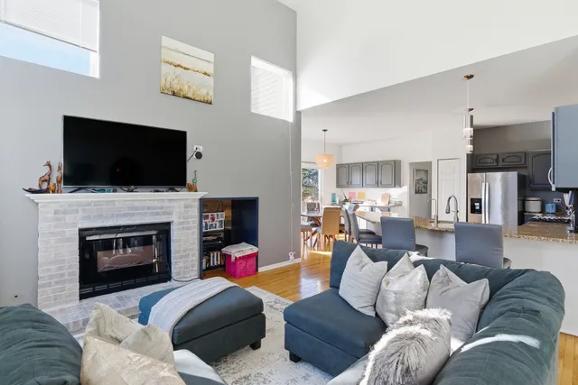 $449,900 | 2526 Acorn Drive, Round Lake Beach, IL 60073