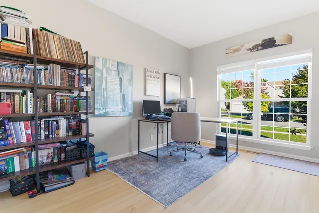 $449,900 | 2526 Acorn Drive, Round Lake Beach, IL 60073