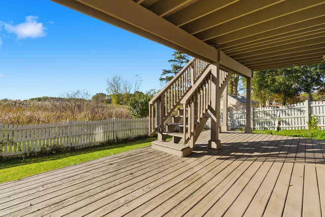 $449,900 | 2526 Acorn Drive, Round Lake Beach, IL 60073