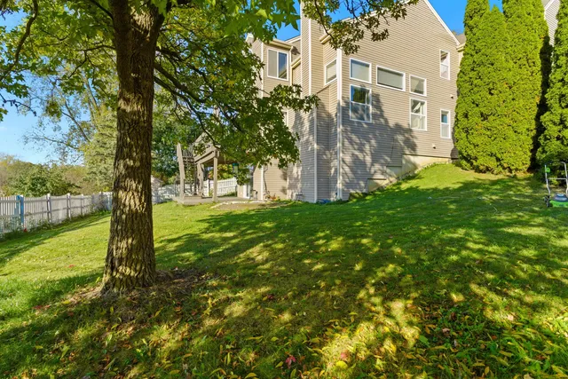 $449,900 | 2526 Acorn Drive, Round Lake Beach, IL 60073