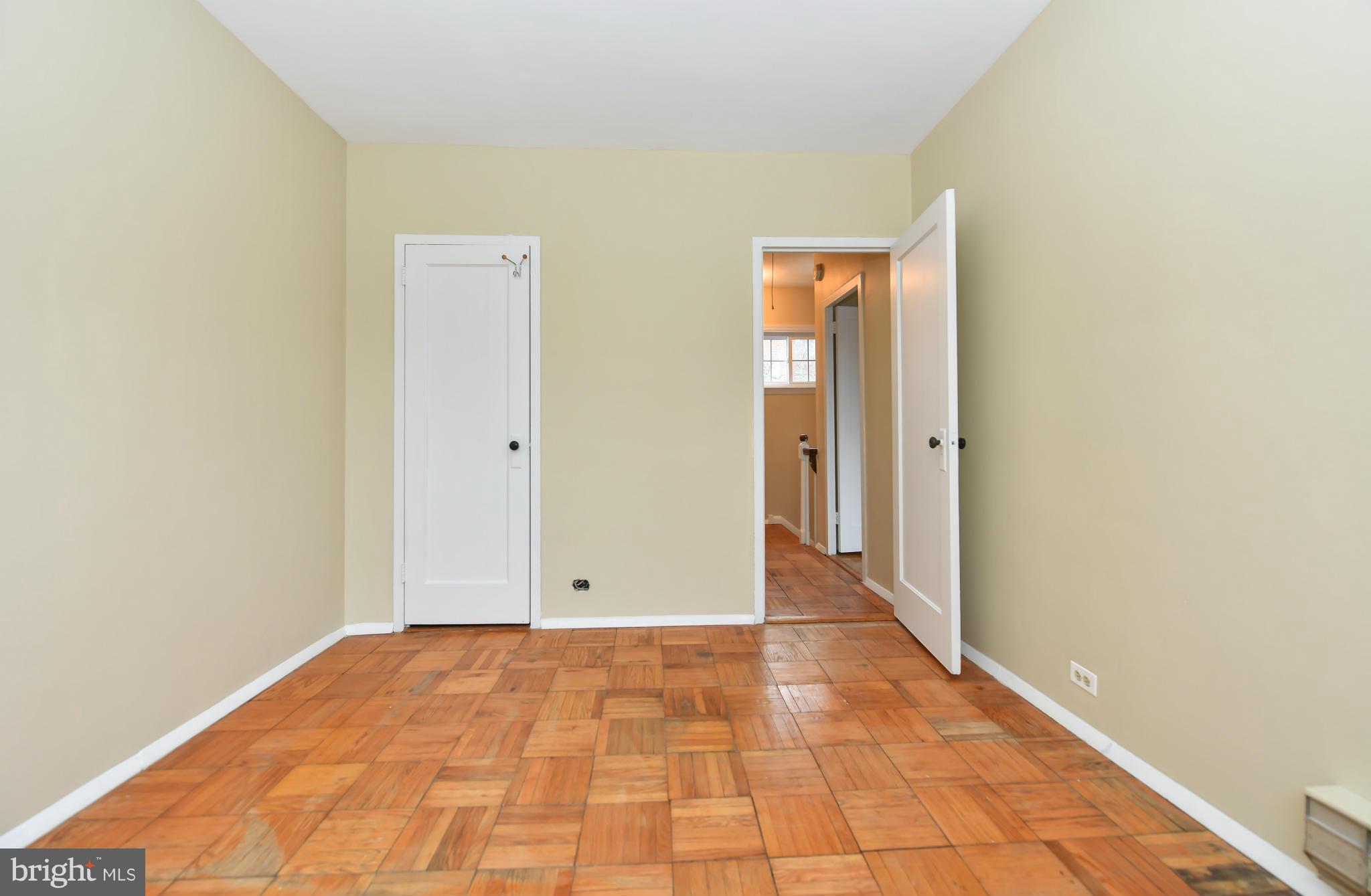 3538 Gunston Road Alexandria, VA 22302 - Photo 17 of 30 a view of an empty room