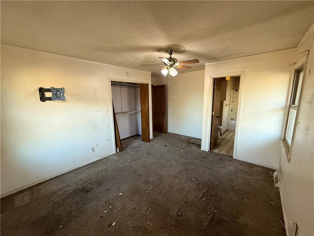 4337 Southwest 30th Street Topeka, KS 66614 - Photo 16 of 29