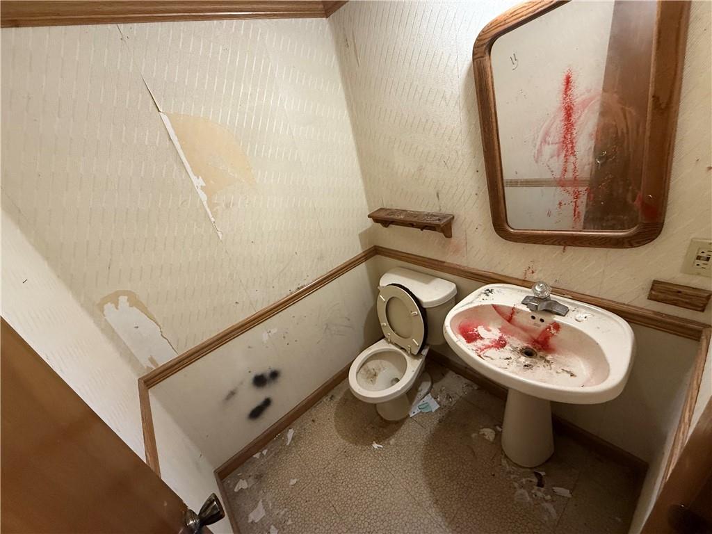 4337 Southwest 30th Street Topeka, KS 66614 - Photo 20 of 29