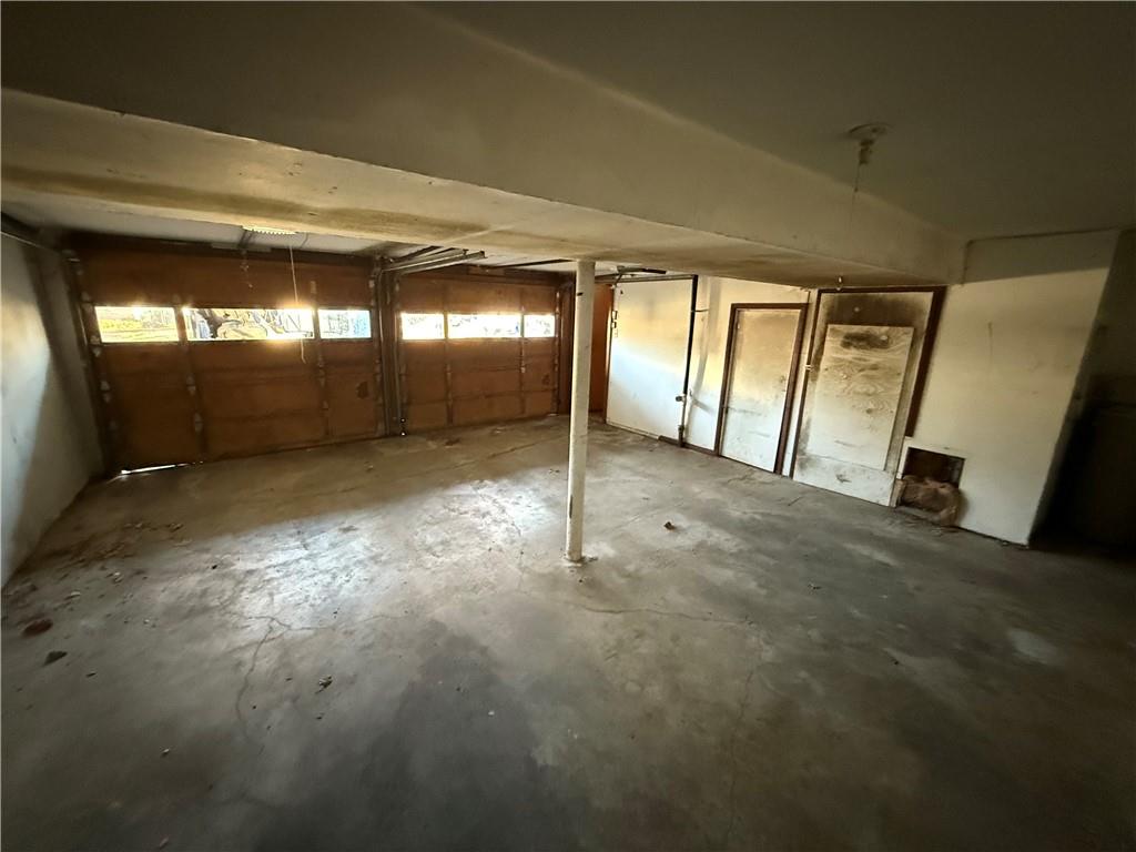 4337 Southwest 30th Street Topeka, KS 66614 - Photo 21 of 29