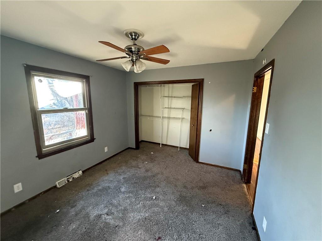 4337 Southwest 30th Street Topeka, KS 66614 - Photo 9 of 29