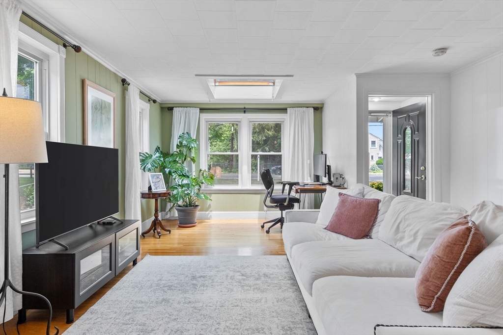 108 Needham Street Dedham, MA 02026 - Photo 13 of 35