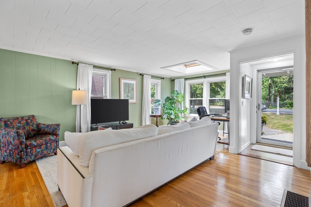 108 Needham Street Dedham, MA 02026 - Photo 14 of 35