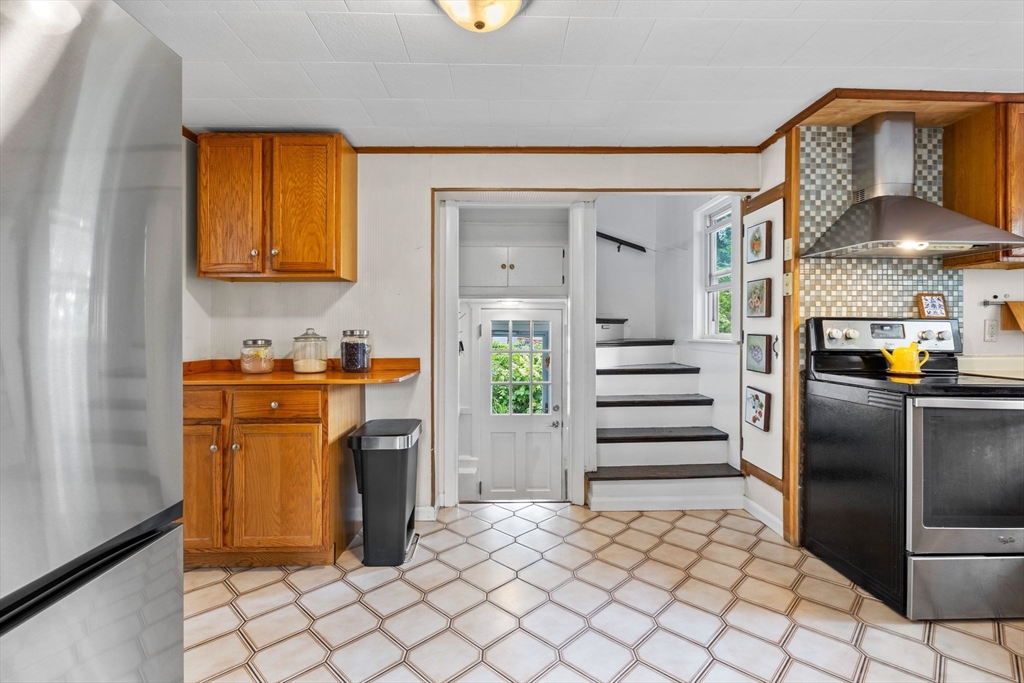 108 Needham Street Dedham, MA 02026 - Photo 6 of 35