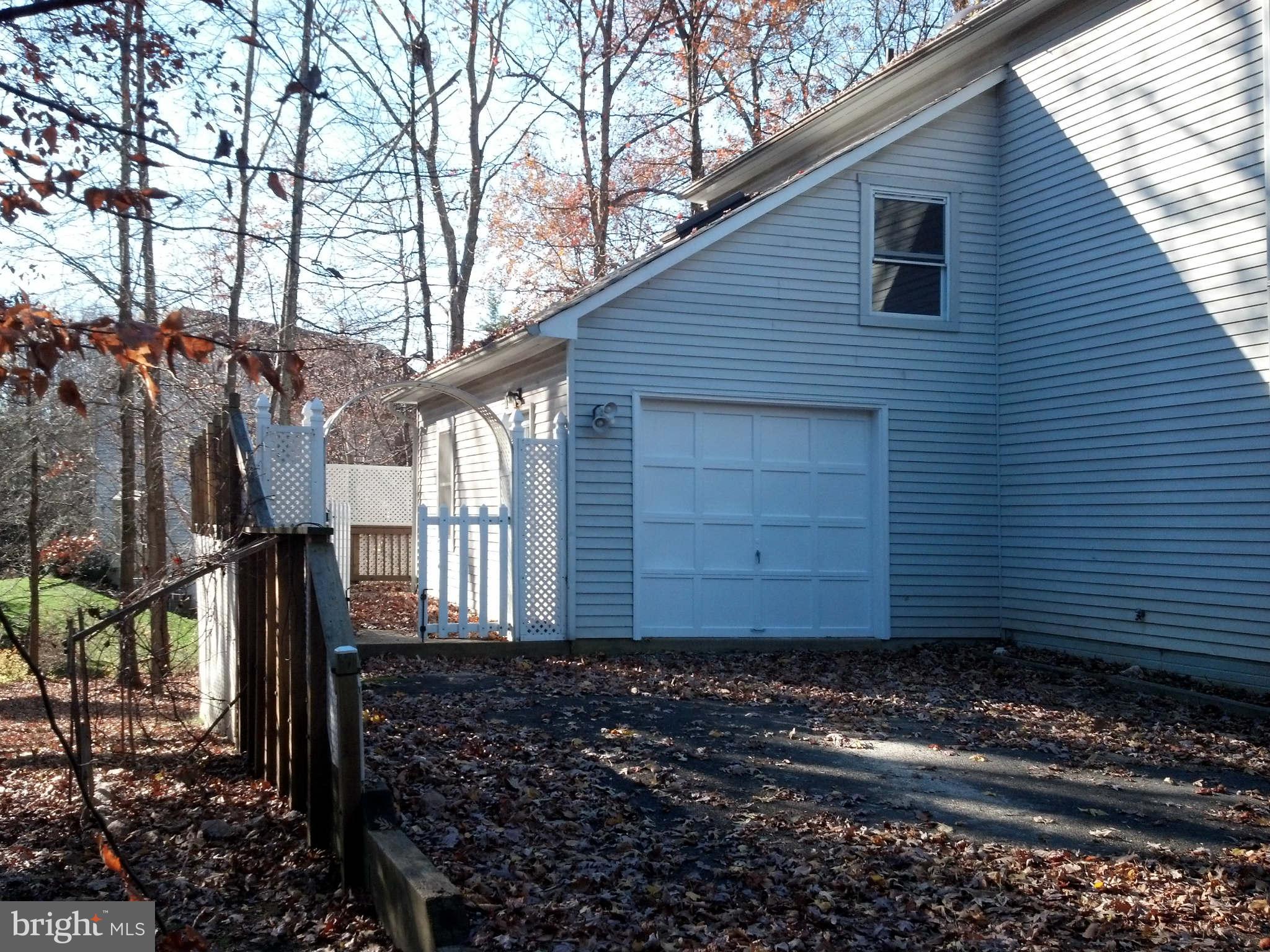 6312 Garden Road Springfield, VA 22152 - Photo 3 of 30 Exterior (General)