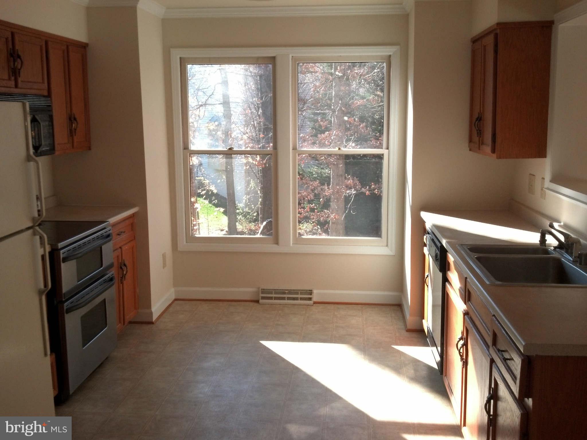 6312 Garden Road Springfield, VA 22152 - Photo 8 of 30 Kitchen