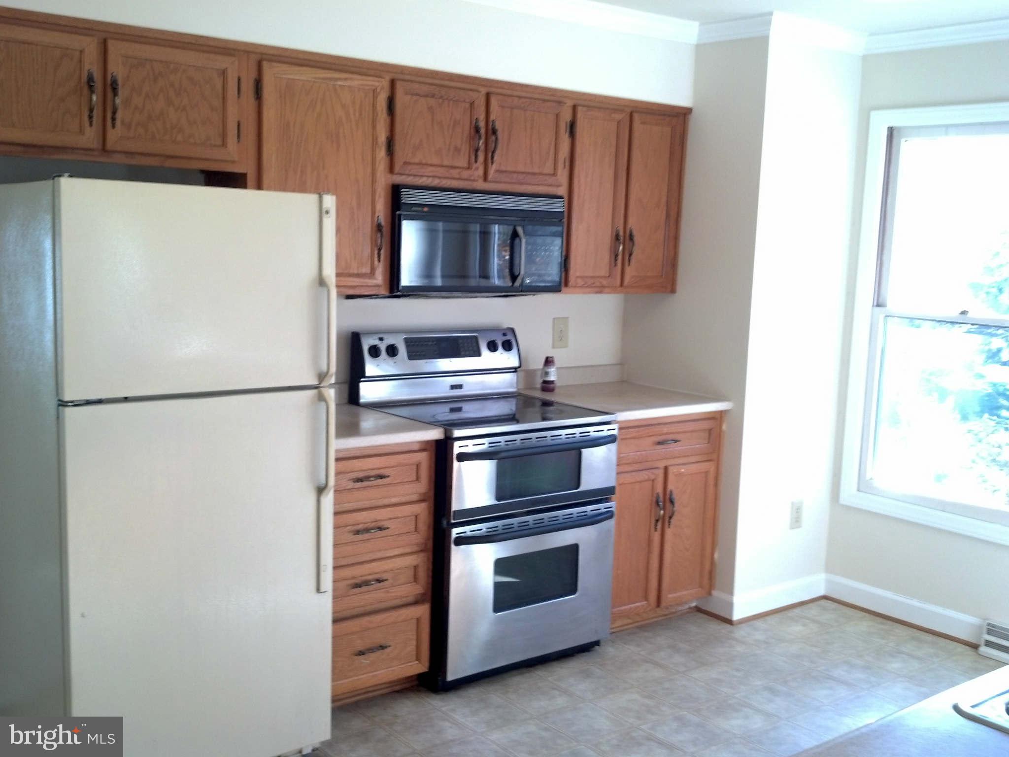 6312 Garden Road Springfield, VA 22152 - Photo 9 of 30 Kitchen