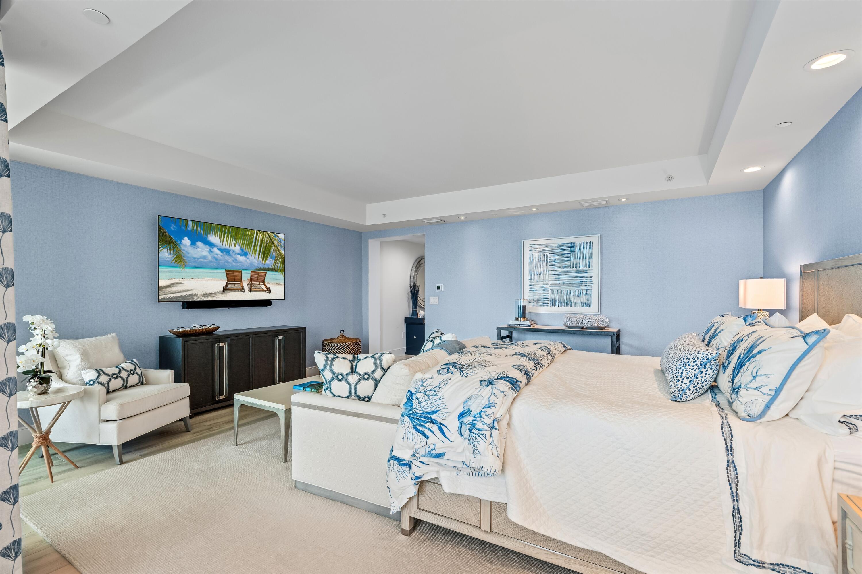 500 Southeast 5th Avenue, Unit 701S Boca Raton, FL 33432 - Photo 17 of 41 PRIMARY SUITE