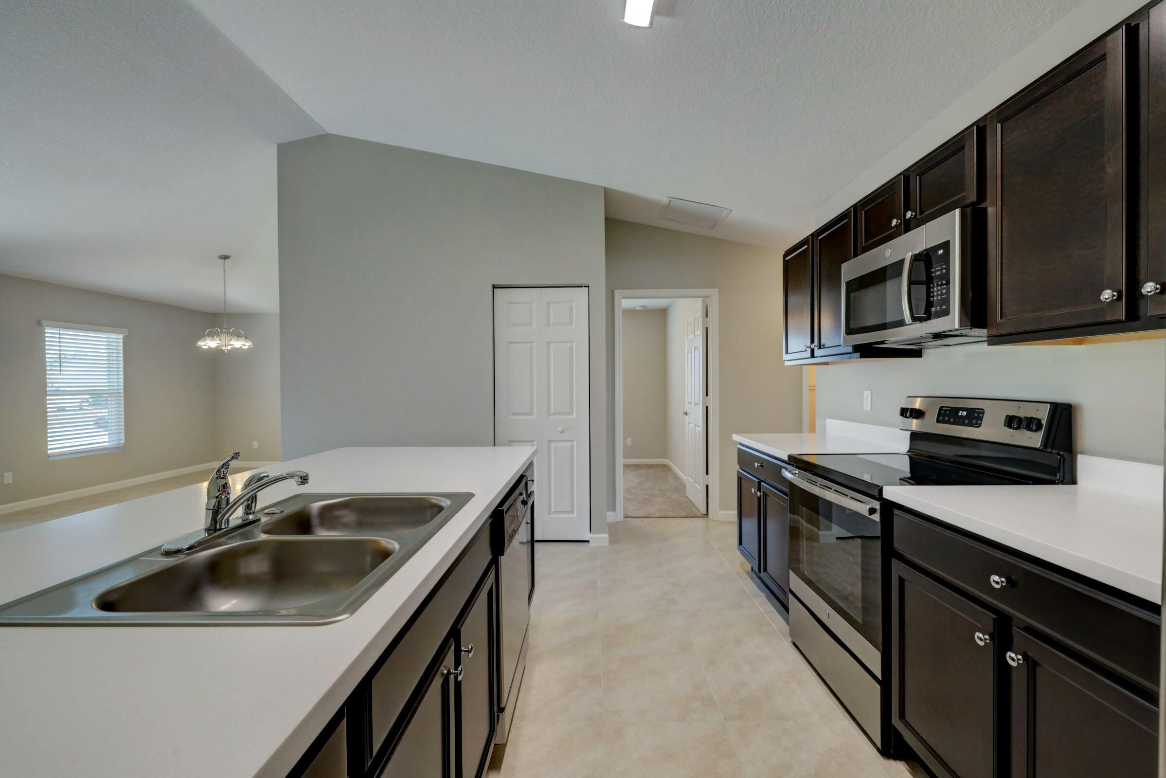 1666 Southwest Malmo Road Port St. Lucie, FL 34953 - Photo 8 of 40 KITCHEN