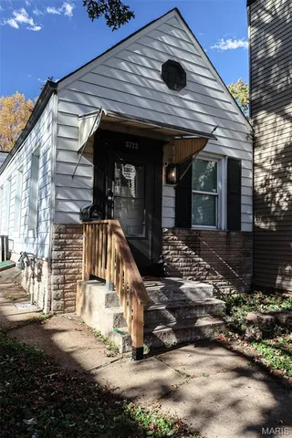 $1,500 | 3723 Wisconsin Avenue, St. Louis, MO 63118