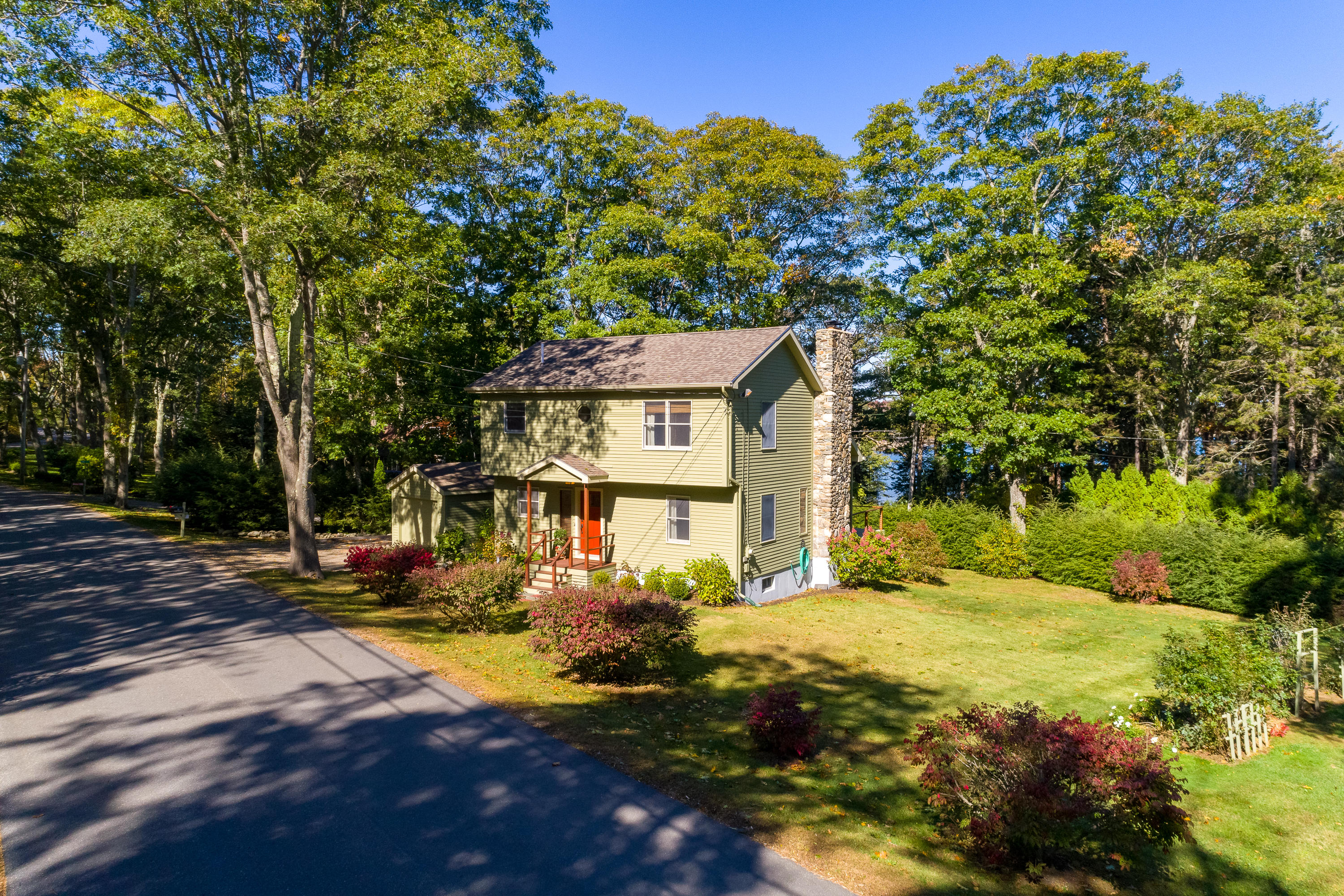 Charming Stover's Cove neighborhood