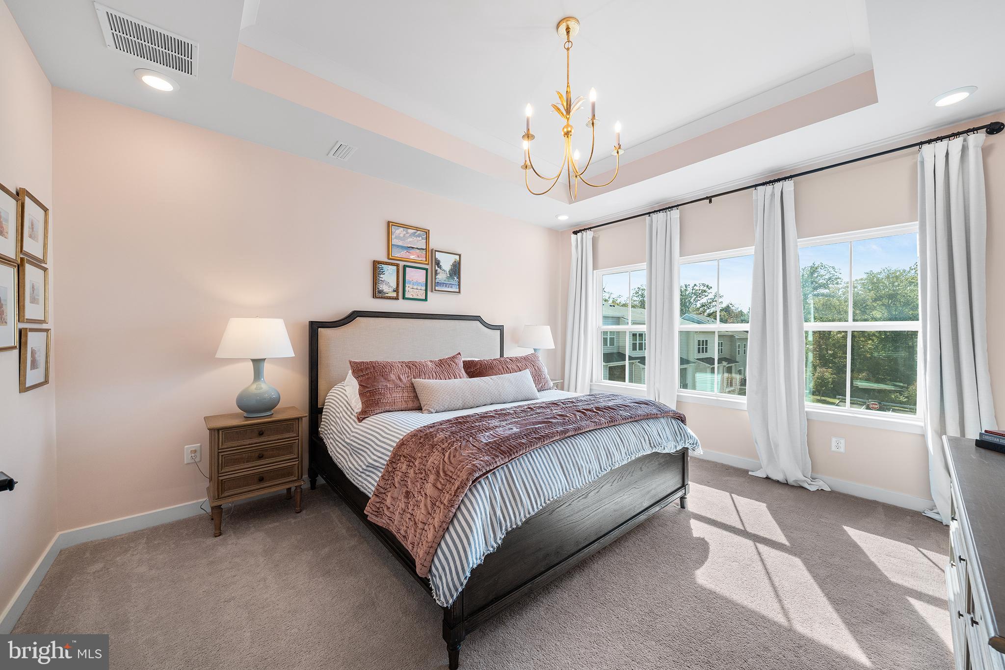 237 Harvey Lane Media, PA 19063 - Photo 15 of 26 Primary bedrom