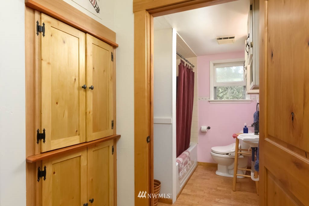 29749 Rash Road Northeast Kingston, WA 98346 - Photo 14 of 25 Gallery Image 14