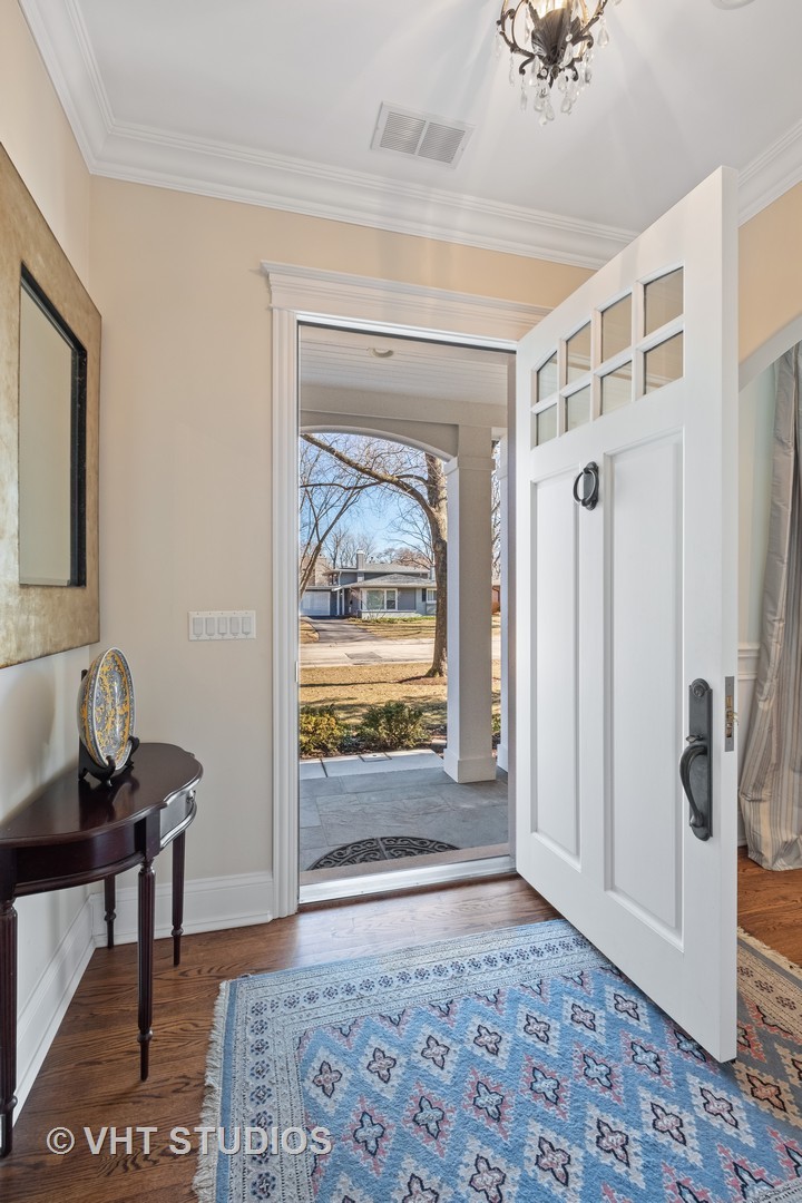 1154 Kenton Road Deerfield, IL 60015 - Photo 3 of 29