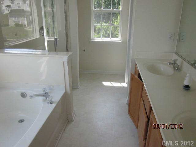1017 Reigate Road Charlotte, NC 28262 - Photo 10 of 10