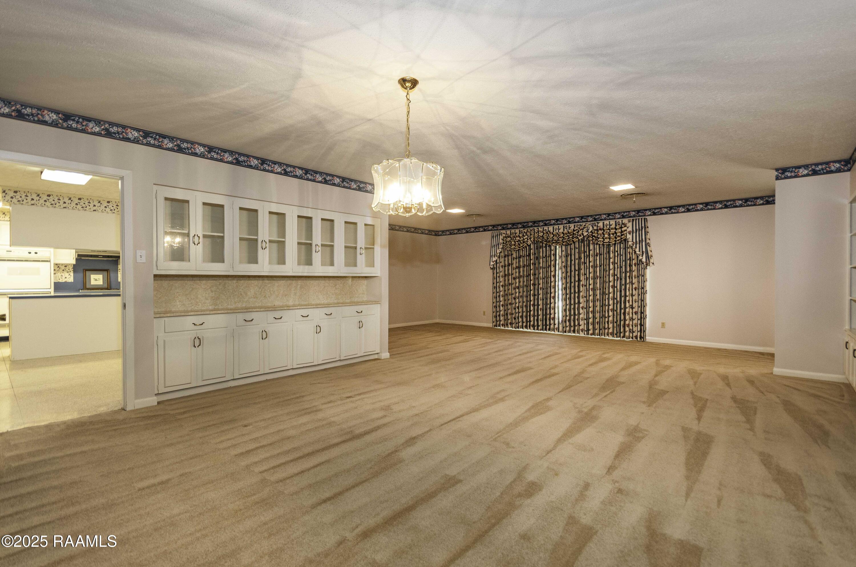 905 Loreauville Road New Iberia, LA 70563 - Photo 12 of 50 Formal Dining Area 1