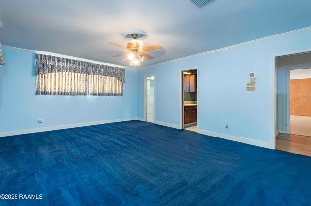 $290,000 | 905 Loreauville Road, New Iberia, LA 70563