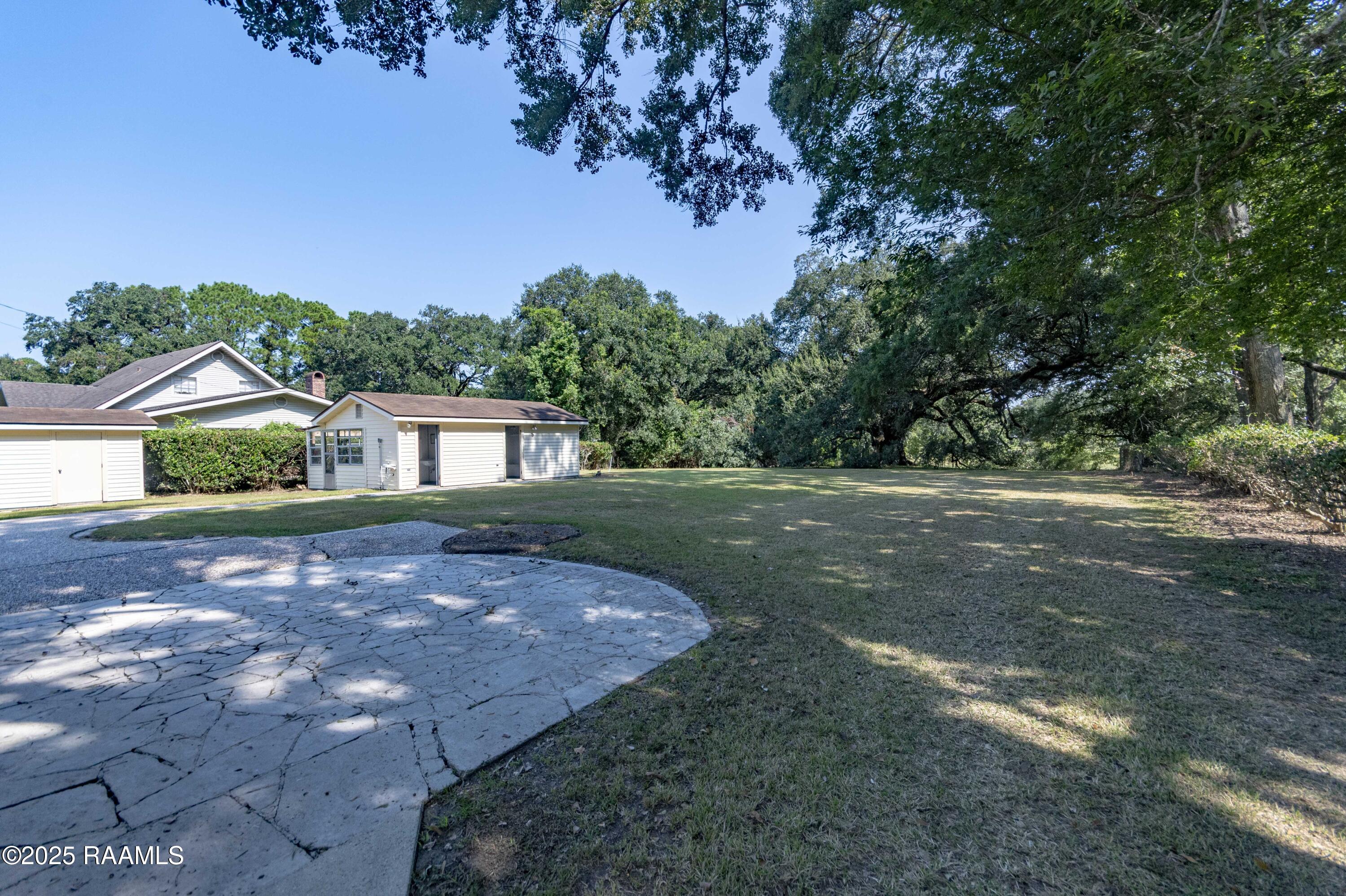 905 Loreauville Road New Iberia, LA 70563 - Photo 39 of 50 Back Yard 2