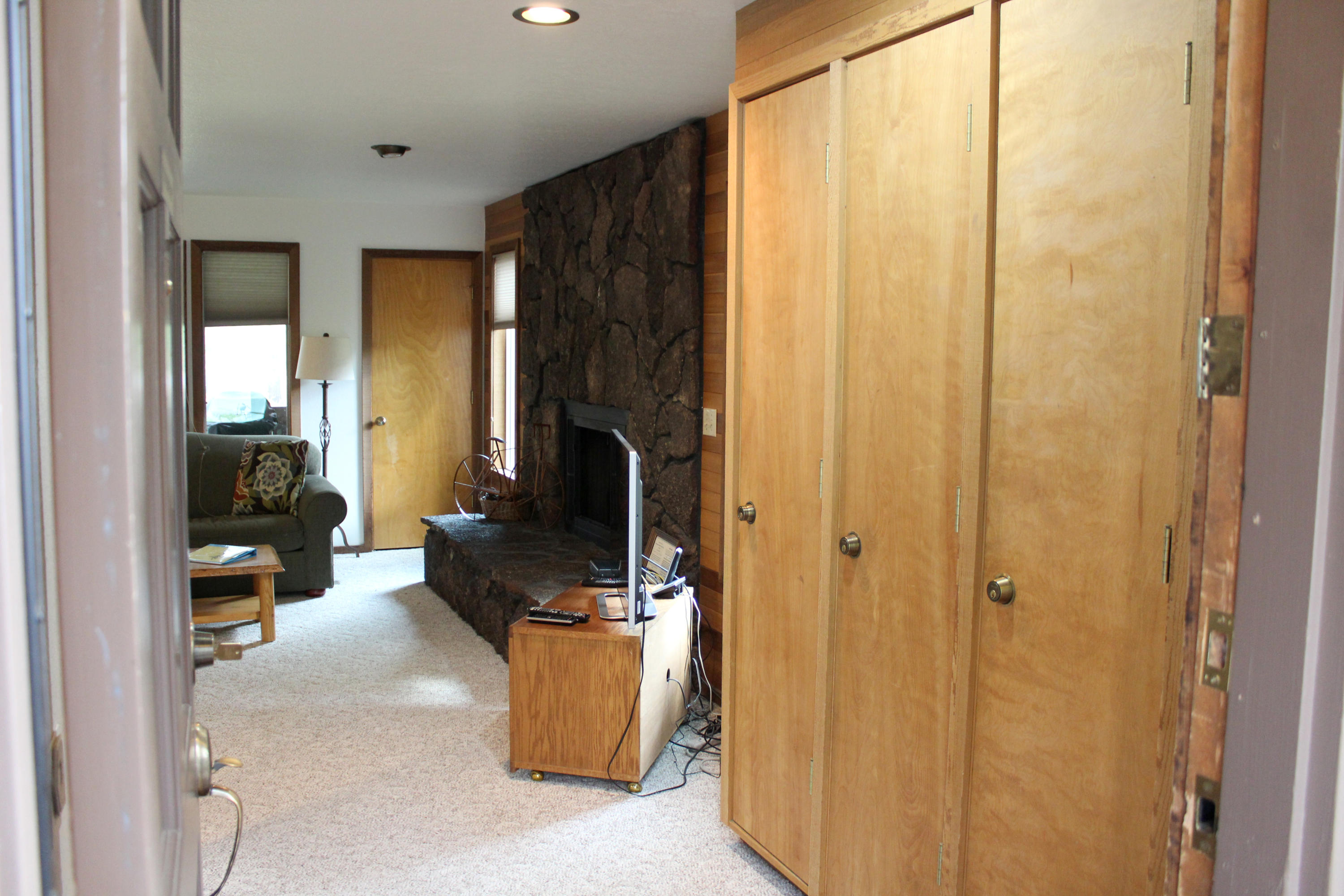 57324-11d2 Beaver Ridge Loop Sunriver, OR 97707 - Photo 3 of 20 3-enter-R11
