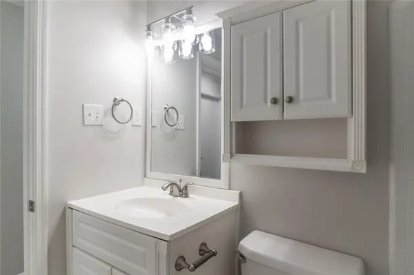 $3,100 | 3599 Lower Roswell Road, Marietta, GA 30068