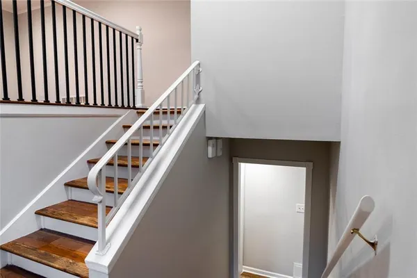 $3,100 | 3599 Lower Roswell Road, Marietta, GA 30068