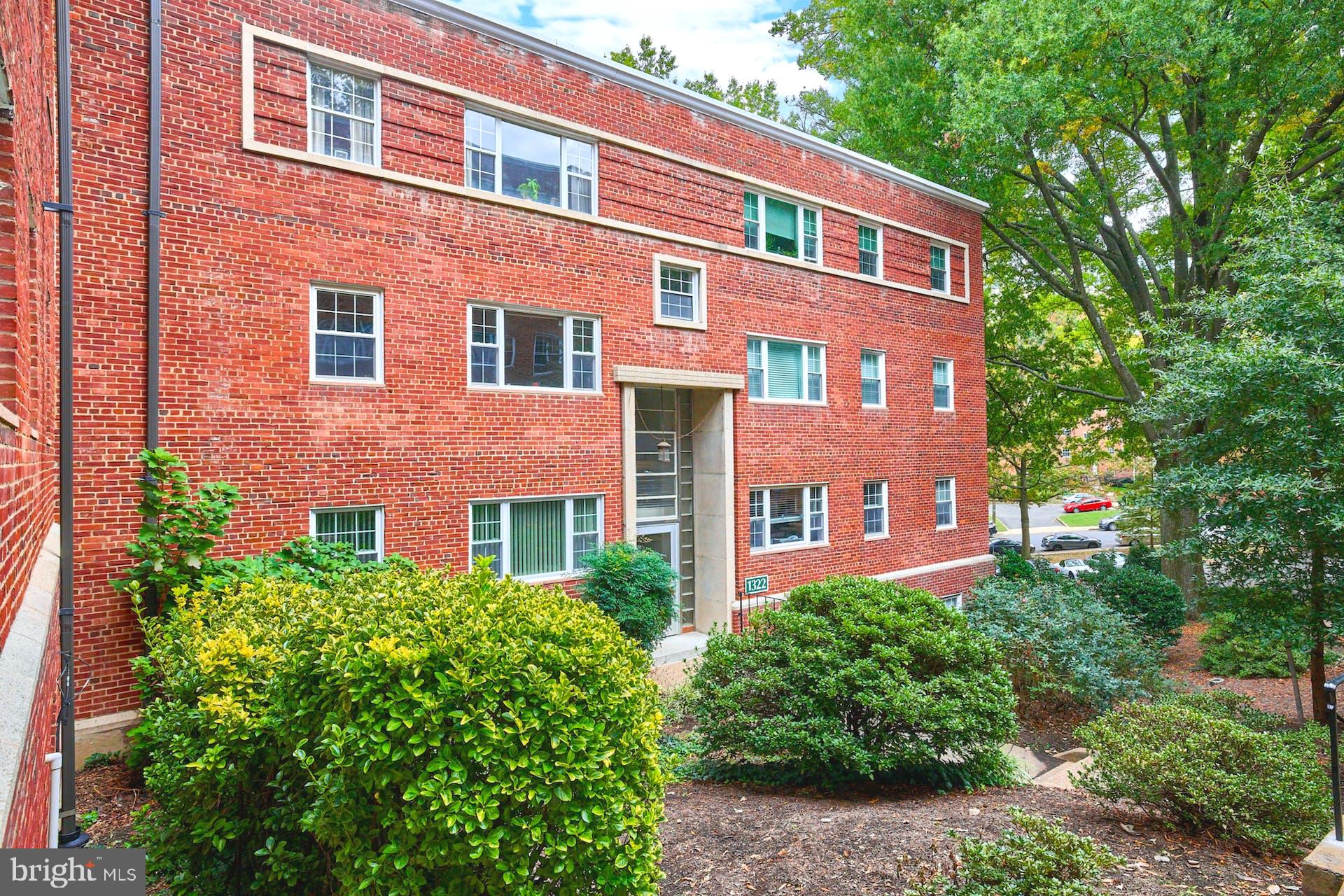 1322 Fort Myer Drive, Unit 914 Arlington, VA 22209 - Photo 3 of 31 1322 Building
