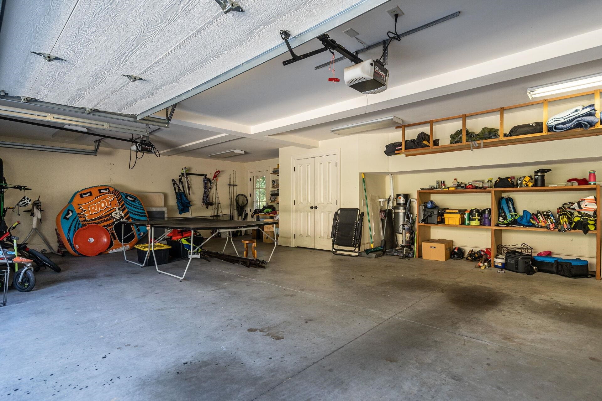 615 Transylvania Avenue Raleigh, NC 27609 - Photo 21 of 27 Garage