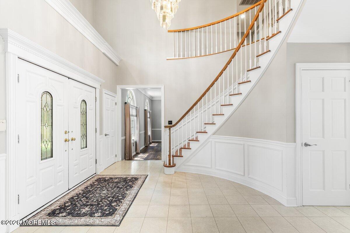 5 Ridge Hill Way Holmdel, NJ 07733 - Photo 3 of 43 Foyer 2