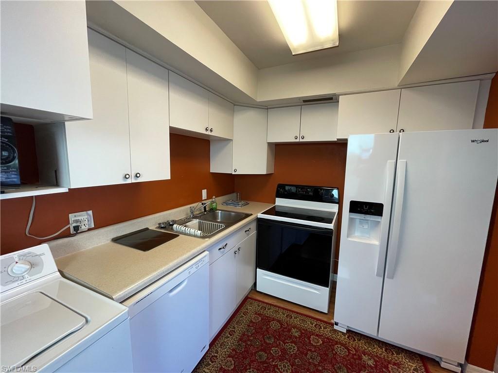 1400 Pompei Lane, Unit 51 Naples, FL 34103 - Photo 11 of 20